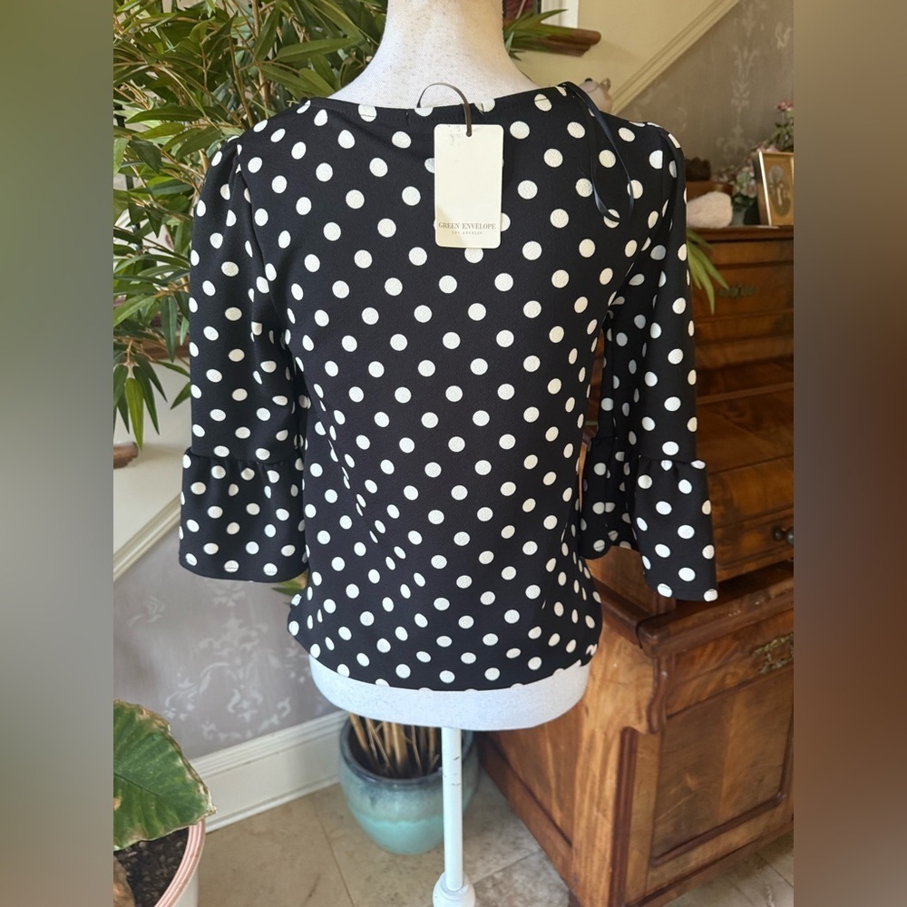Green Envelope , Los Angeles, ladies crewneck black/ white polkadot shirt Small - Picture 5 of 8